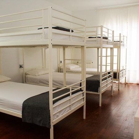 Sitges Beach Hostel エクステリア 写真