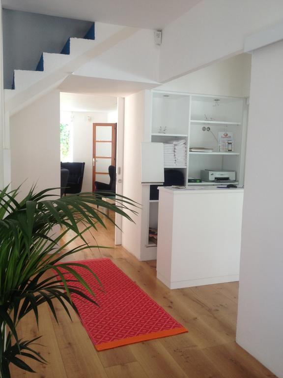 Sitges Beach Hostel エクステリア 写真