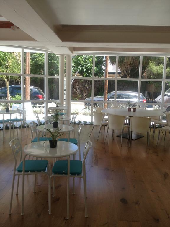 Sitges Beach Hostel エクステリア 写真