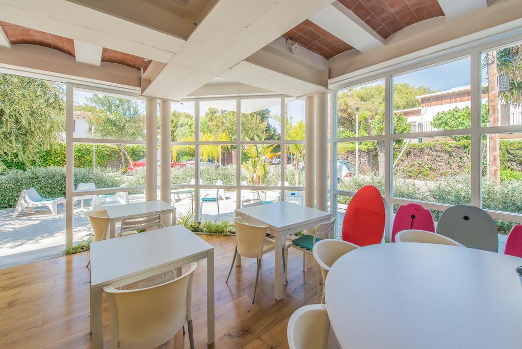 Sitges Beach Hostel エクステリア 写真