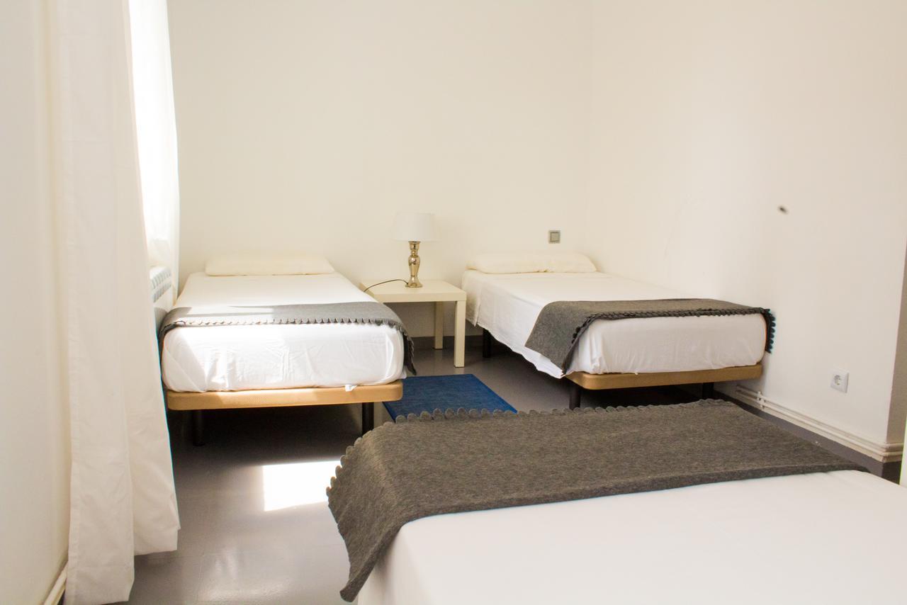 Sitges Beach Hostel エクステリア 写真