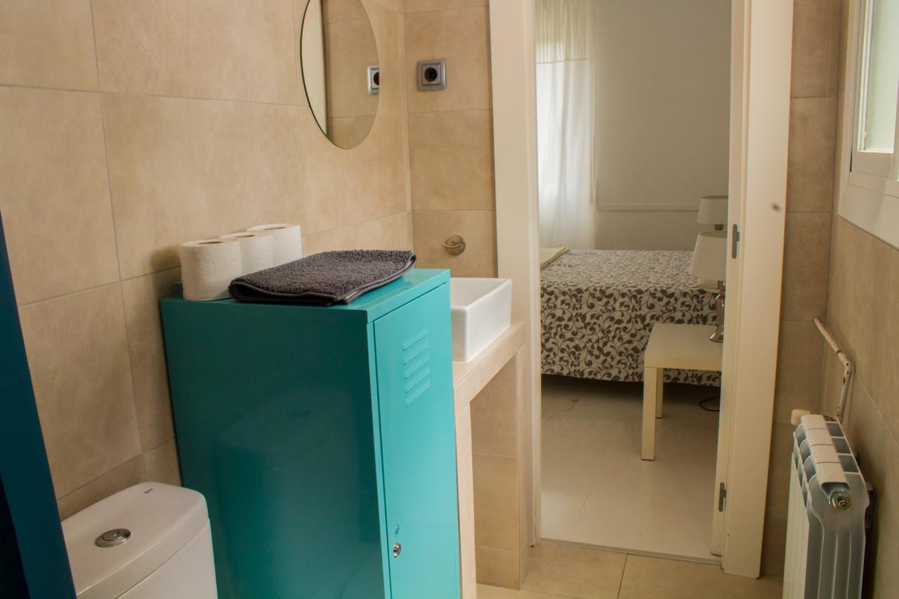 Sitges Beach Hostel エクステリア 写真
