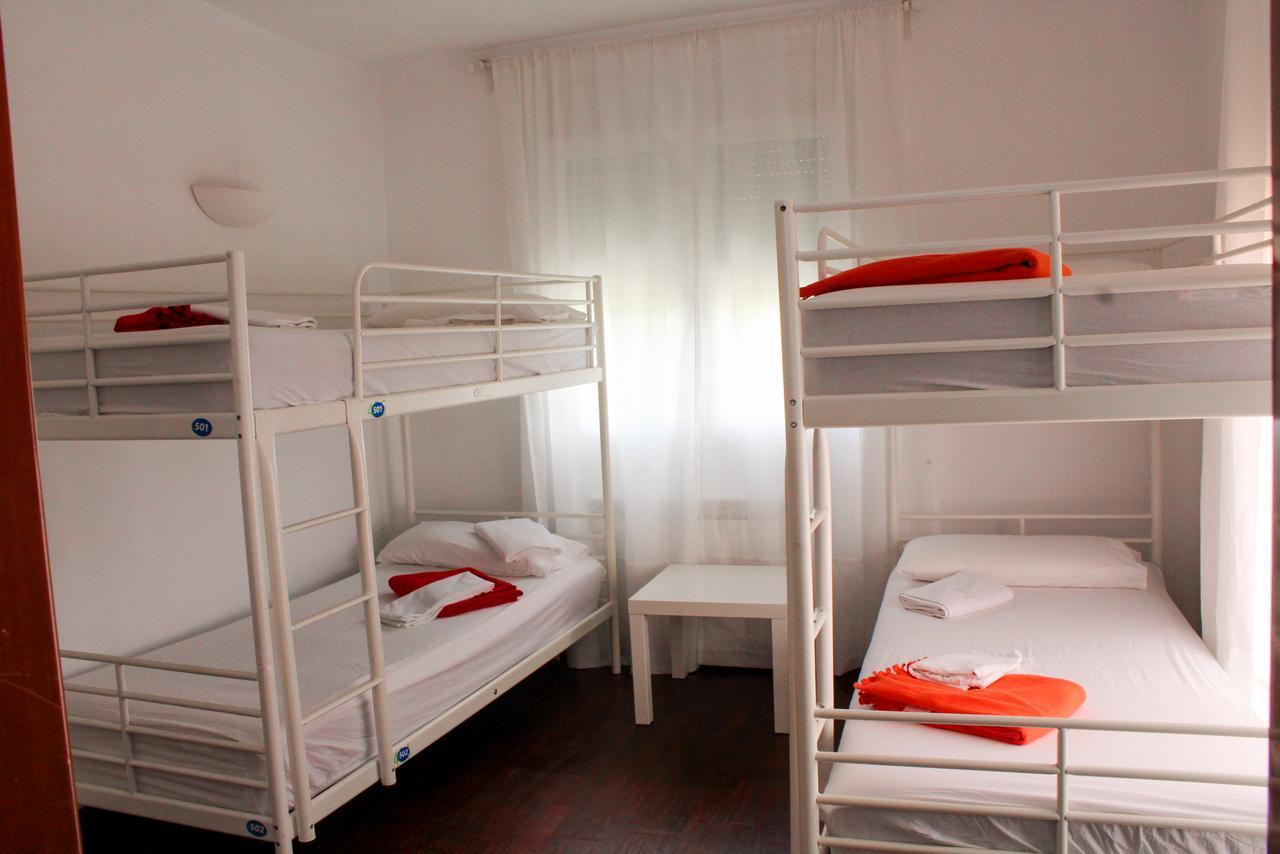 Sitges Beach Hostel エクステリア 写真