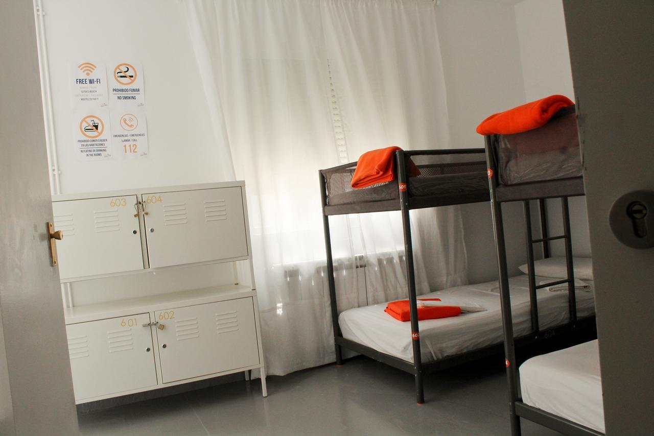 Sitges Beach Hostel エクステリア 写真