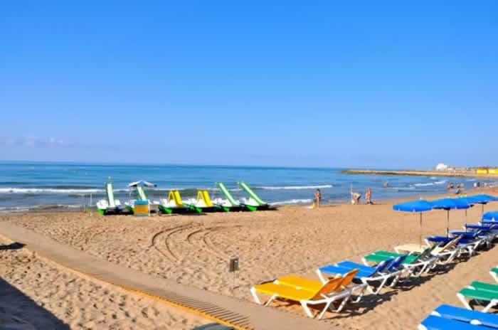 Sitges Beach Hostel エクステリア 写真